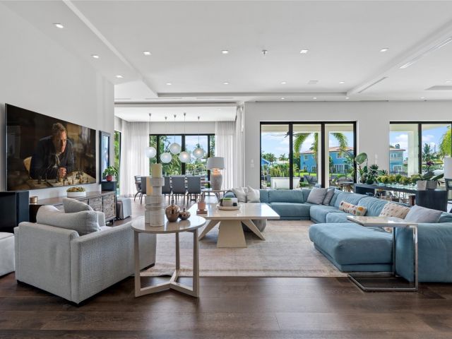 Home for sale at 1200 SE 12th Ter - photo 6191496