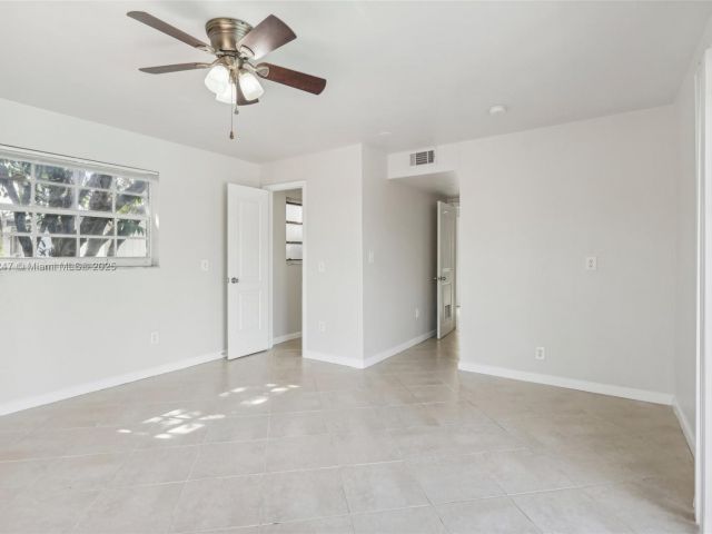 Home for sale at 1700 SW 5th Ave - photo 6182794