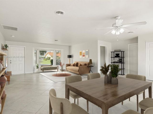 Home for sale at 1700 SW 5th Ave - photo 6182808