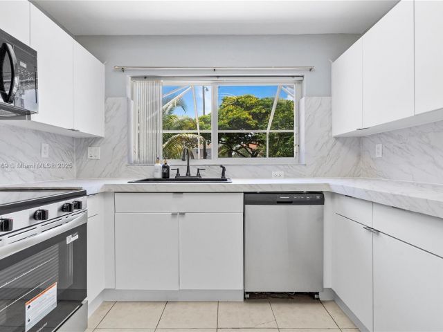 Home for sale at 19257 NW 14th St - photo 6162896