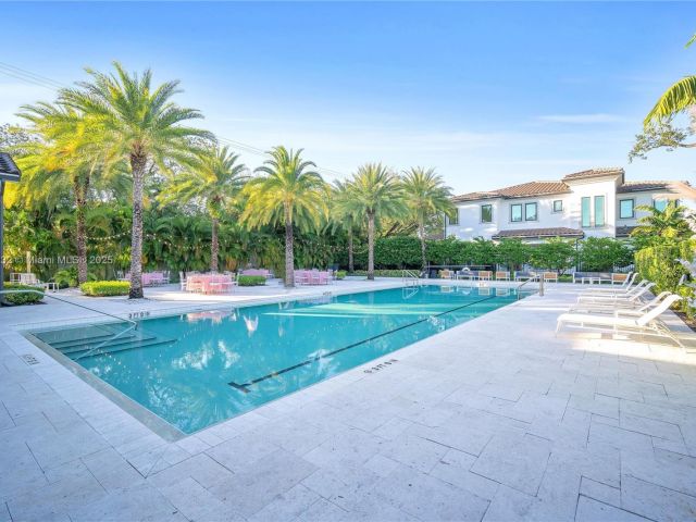 Home for sale at 3511 Ashwood Cir S - photo 6168508