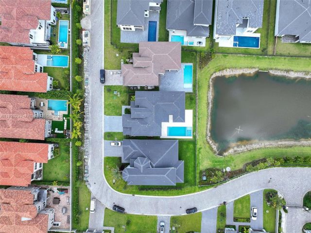 Home for sale at 3511 Ashwood Cir S - photo 6168511