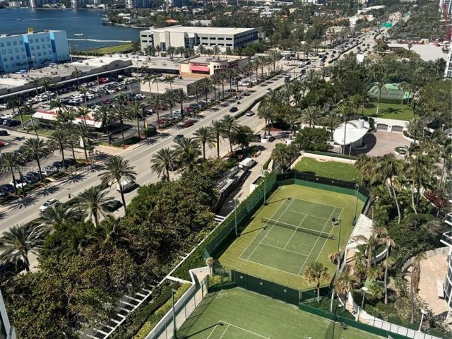 condo for sale in Sunny Isles Beach - 18001 Collins Ave 918 - MondialRealty