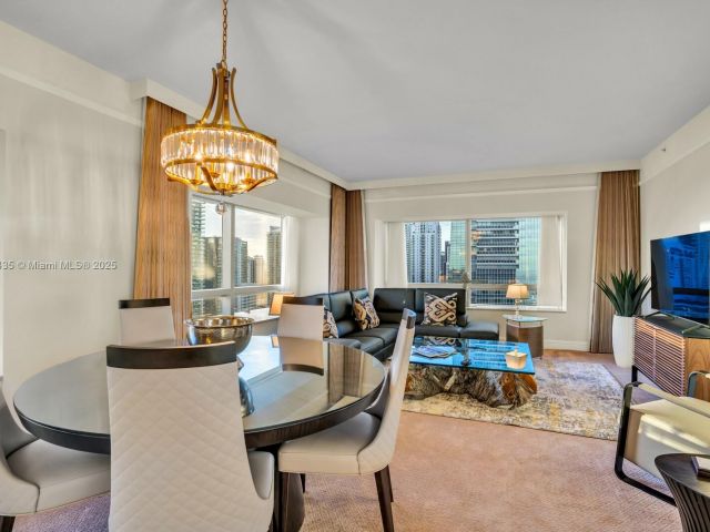 Apartment for sale  Unit #3012 - photo 6162659