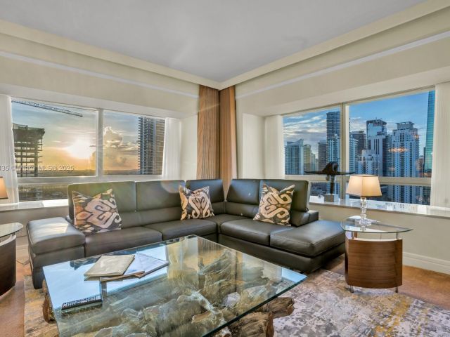 Apartment for sale  Unit #3012 - photo 6162661