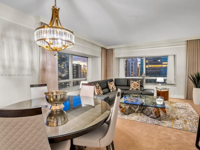 Apartment for sale  Unit #3012 - photo 6162663