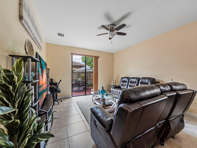 Home for sale at 572 SE 34th Ter - photo 6162816