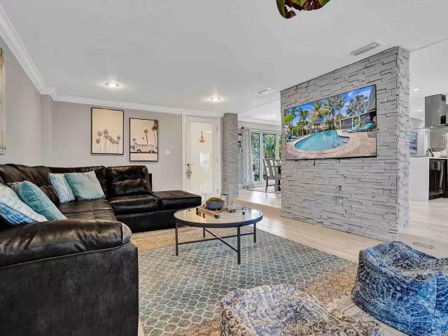 Home for sale at 616 NW 21st St - photo 6161834