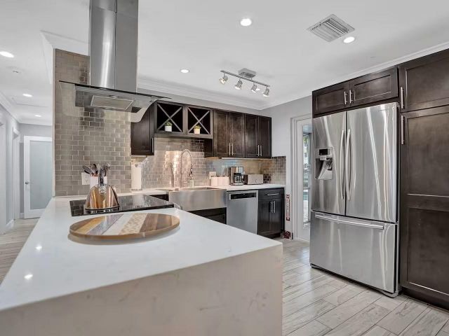 Home for sale at 616 NW 21st St - photo 6161840