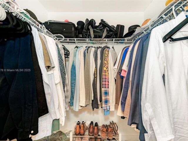 Apartment for sale  Unit #T-2612 - photo 6164123