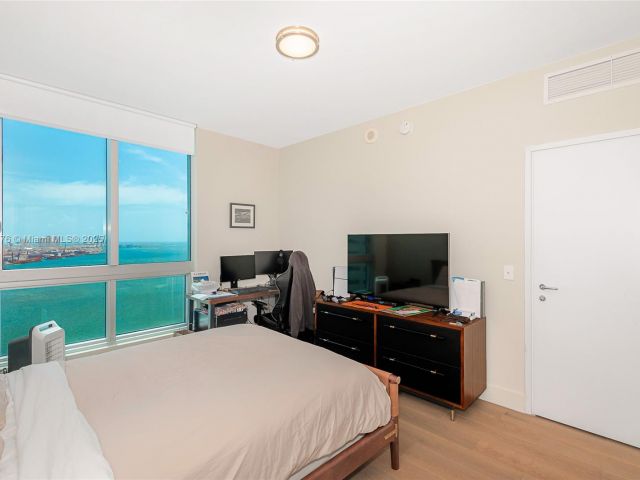 Apartment for sale  Unit #T-2612 - photo 6164131