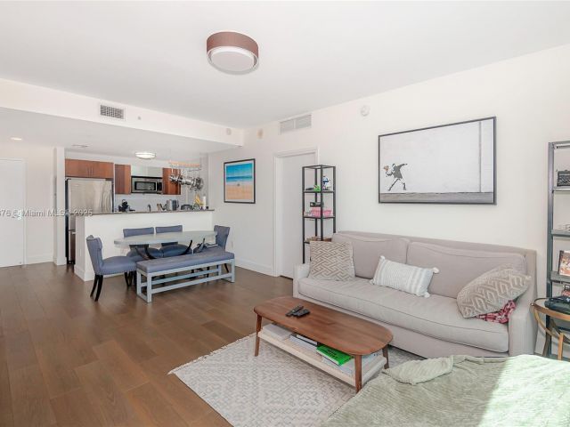 Apartment for sale  Unit #T-2612 - photo 6164134