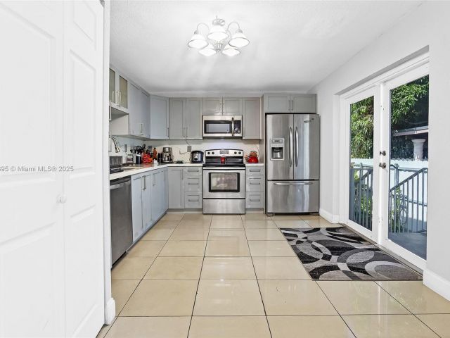 Home for sale at 3430 NW 16th St - photo 6221353