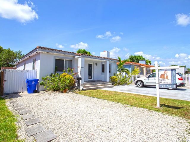 Home for sale at 3430 NW 16th St - photo 6221361