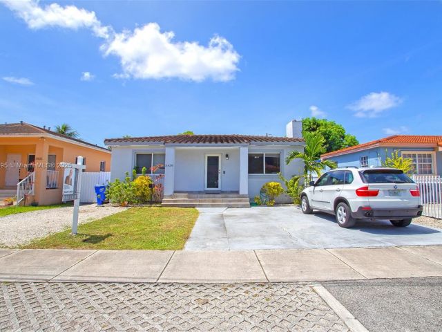 Home for sale at 3430 NW 16th St - photo 6221363