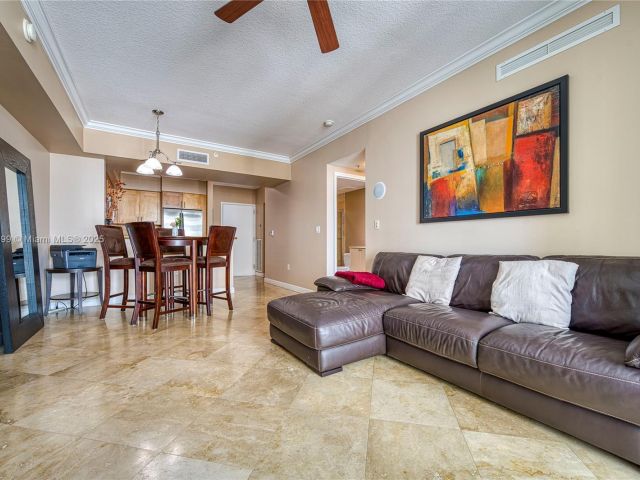 Apartment for sale  Unit #608E - photo 6171785