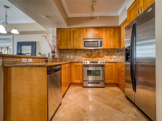 Apartment for sale  Unit #608E - photo 6171792