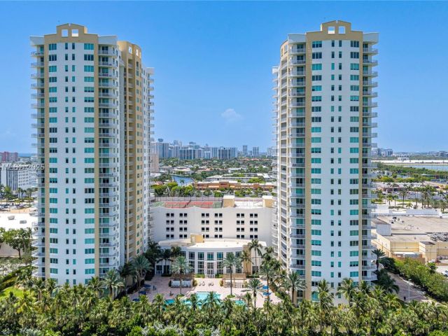 Apartment for sale  Unit #608E - photo 6171797