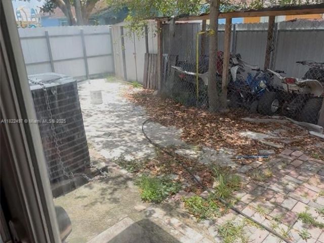 Home for sale at 1720 NW 44th St - photo 6165136