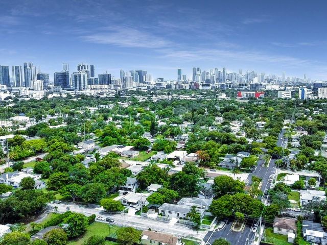 Home for sale at 337 NW 48th St - photo 6235931