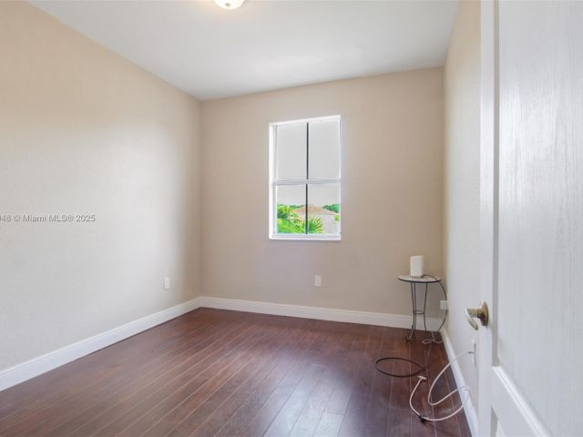 Home for sale at 2131 NE 37th Rd - photo 6224501