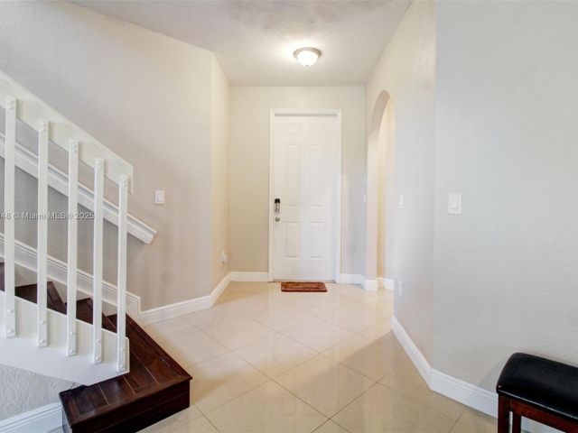 Home for sale at 2131 NE 37th Rd - photo 6224514