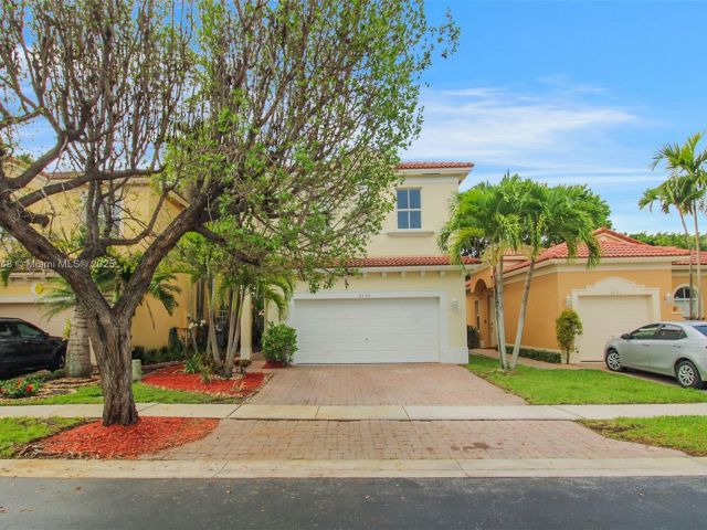 Home for sale at 2131 NE 37th Rd - photo 6224517