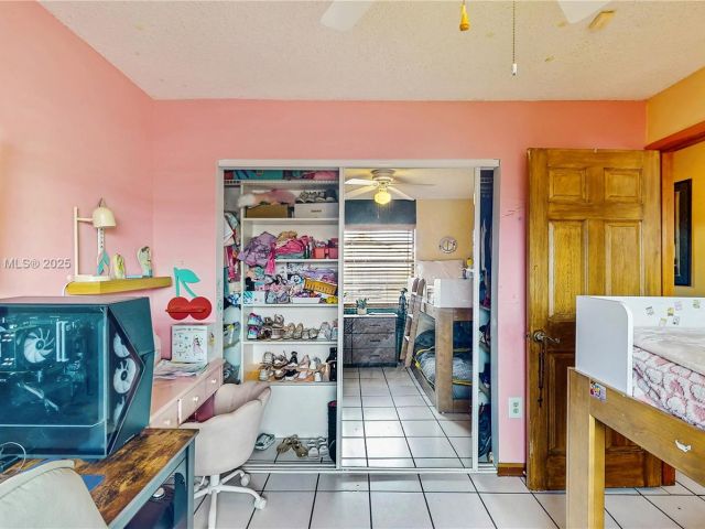 Home for sale at 5030 SW 145th Ave - photo 6227341