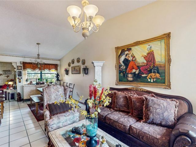 Home for sale at 5030 SW 145th Ave - photo 6227353