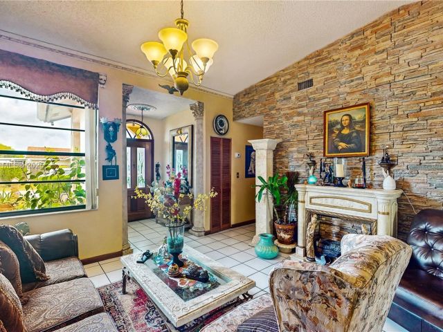 Home for sale at 5030 SW 145th Ave - photo 6227355