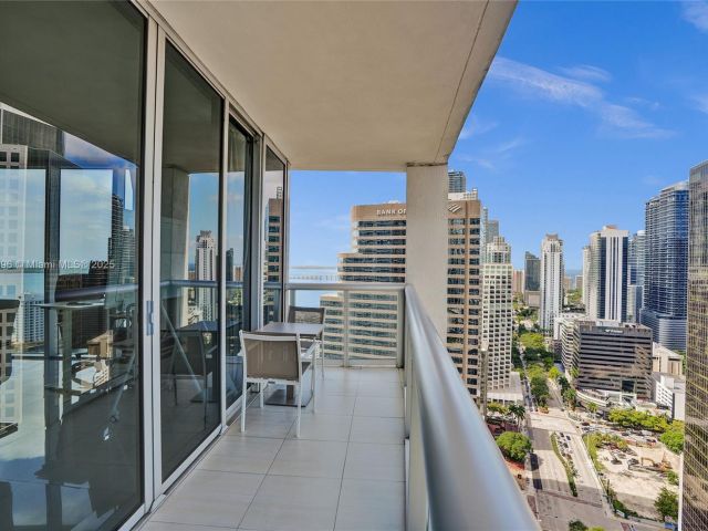 Apartment for sale  Unit #3608 - photo 6167733