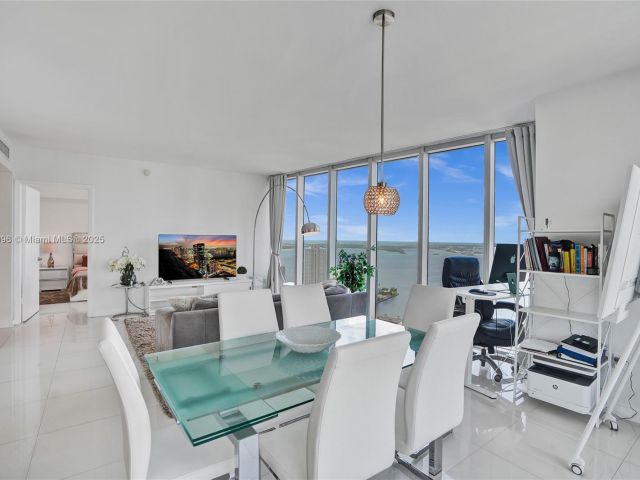 Apartment for sale  Unit #3608 - photo 6167742