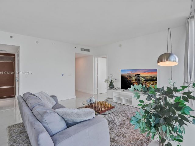 Apartment for sale  Unit #3608 - photo 6167747