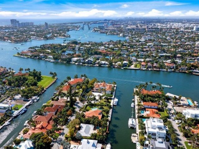 Home for sale at 455 Bontona Ave - photo 6167946