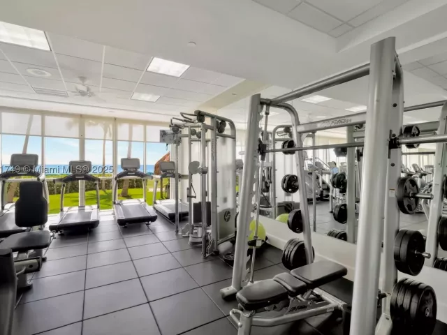 3-bedroom condo for sale in Sunny Isles Beach - 16425 Collins Ave 311 - MondialRealty