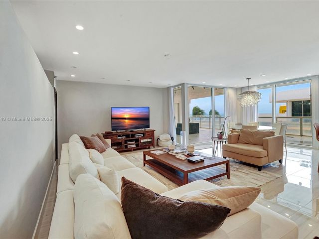 Apartment for sale  Unit #311 - photo 6172741