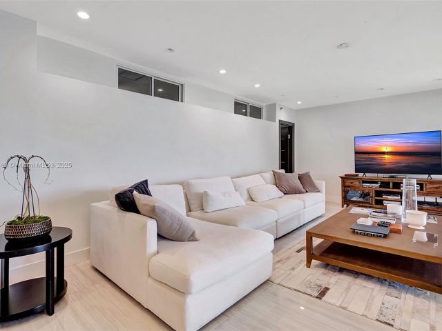 Apartment for sale  Unit #311 - photo 6172744