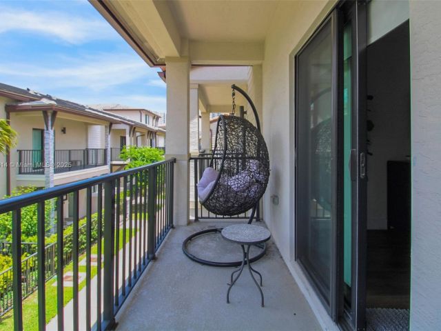 Home for sale at 4809 NW 83rd Pkwy - photo 6190004