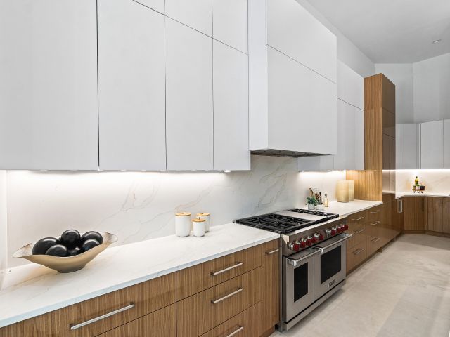 Home for sale at 17 NW 15th Street - photo 6599399