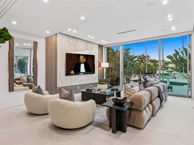 Home for sale at 91 Fiesta Way - photo 6195362