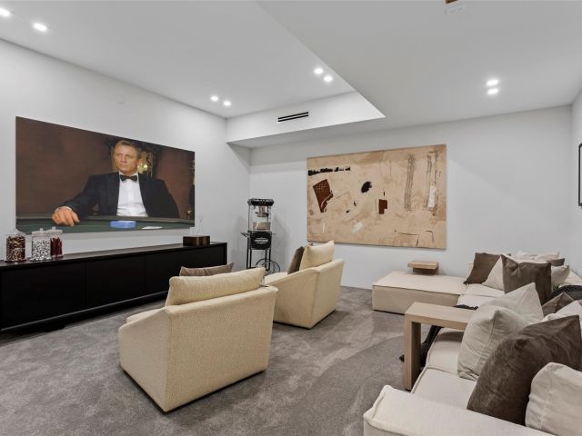 Home for sale at 91 Fiesta Way - photo 6195363