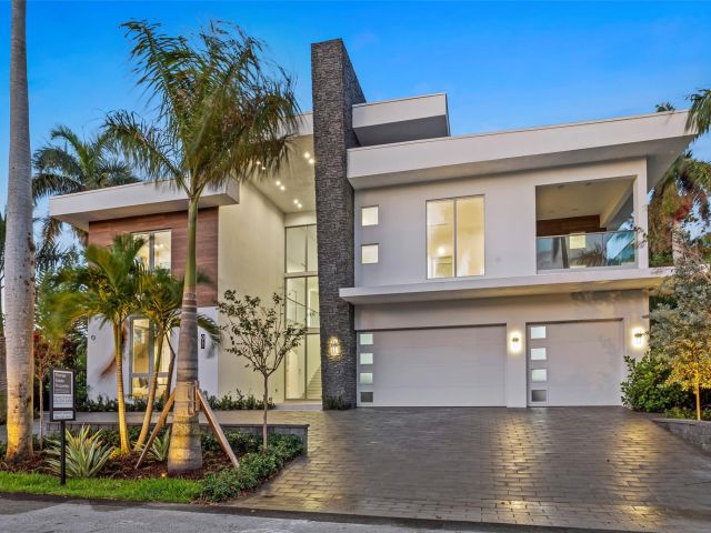 Home for sale at 91 Fiesta Way - photo 6195370