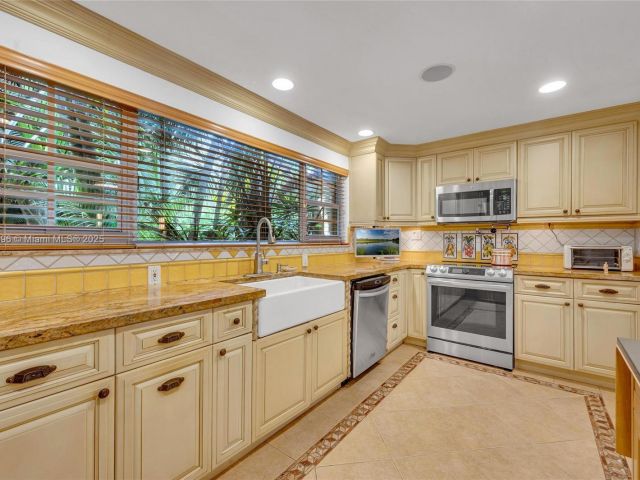 Home for sale at 4187 S Le Jeune Rd - photo 6177398