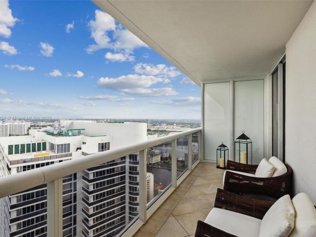 Apartment for rent  Unit #4803 - photo 6173101