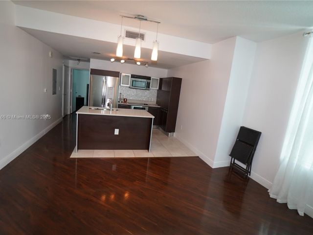 Apartment for sale  Unit #2510 - photo 6185760