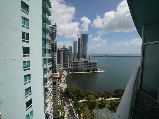 Apartment for sale  Unit #2510 - photo 6185768