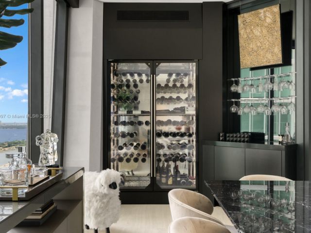 Apartment for sale  Unit #3402 - photo 6191814