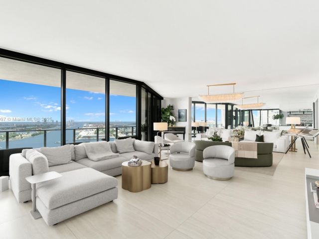 Apartment for sale  Unit #3402 - photo 6191823