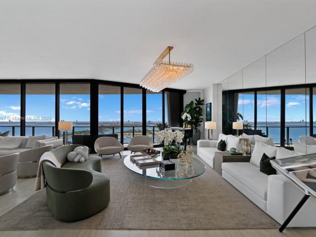 Apartment for sale  Unit #3402 - photo 6191826