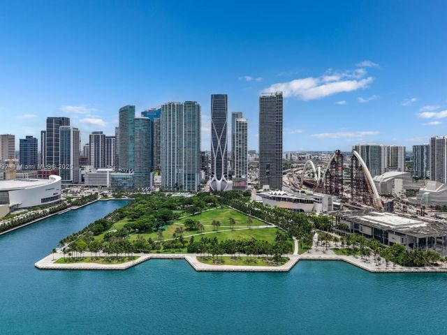 Apartment for sale  Unit #3402 - photo 6191828